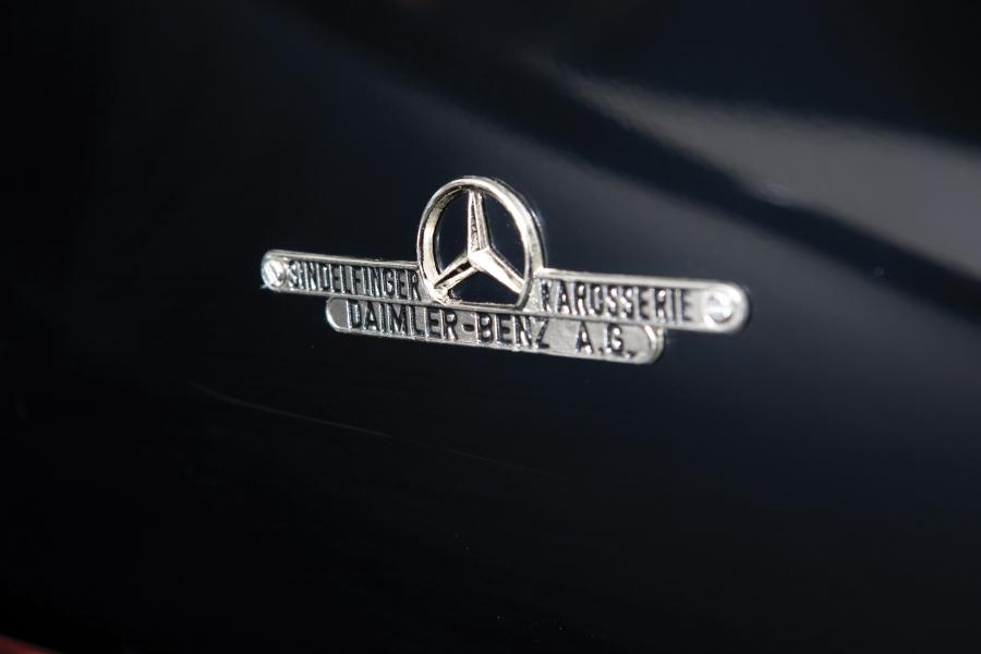  Mercedes-Benz 540K Sport Cabriolet A 1936 года  (фото 3 из 49)